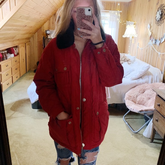 Red coat🧥 - Picture 3 of 5